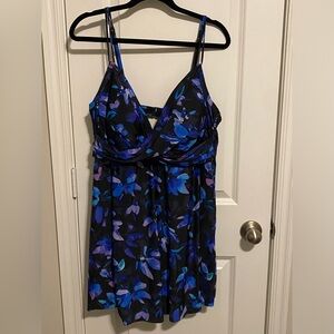 Swimsuits For All Size 20 Blue Flower V-neck Adjustable Loop Strap Swimdress